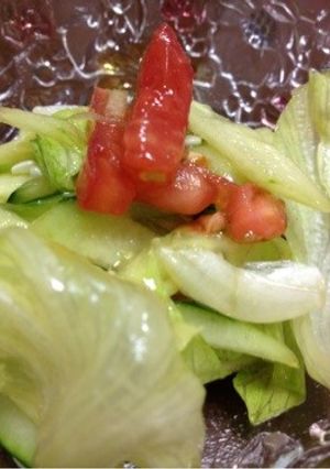 簡単ドレッシングで生野菜サラダ-レシピのメイン写真