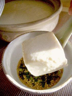 こんな寒い日は。究極の、とろける湯豆腐-レシピのメイン写真