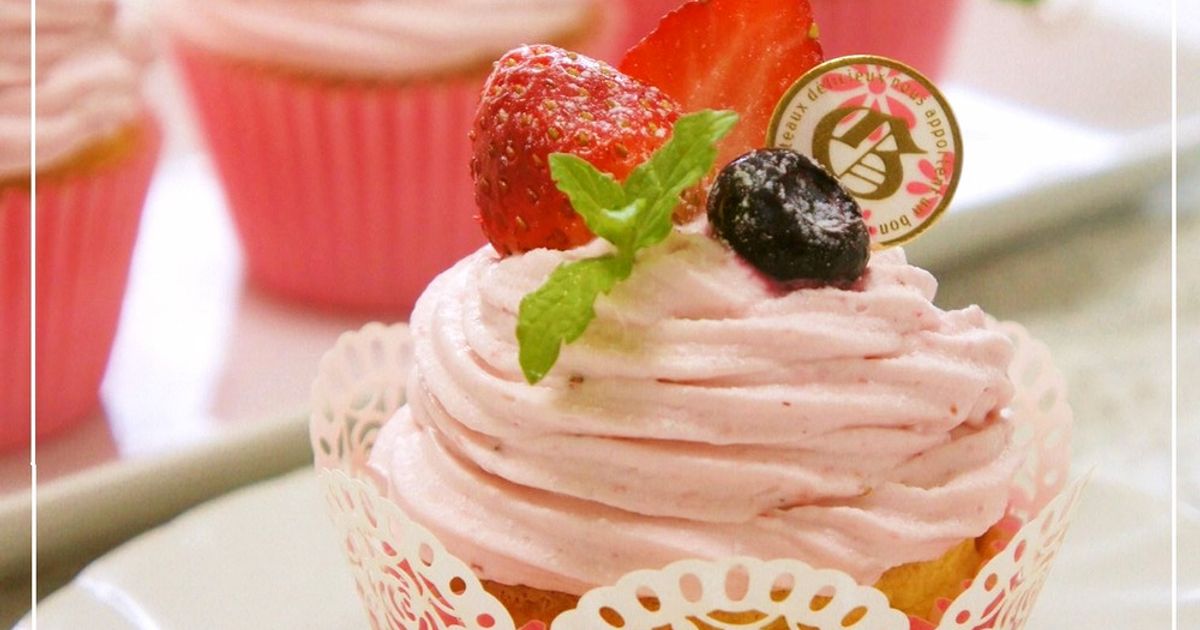 基本からアレンジまで！思わずつくりたくなる「イチゴ カップ