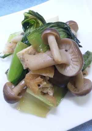 酒ツマ　チンゲン菜とシメジ炒め-レシピのメイン写真