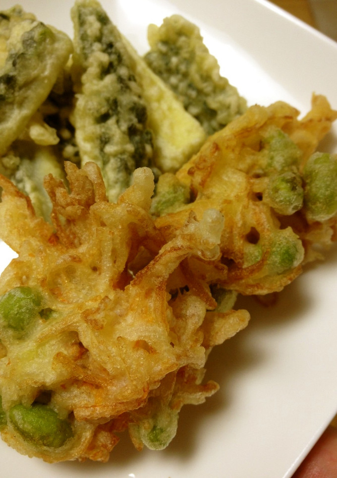 おつまみに☆枝豆とカニかまのかき揚げ-レシピのメイン写真