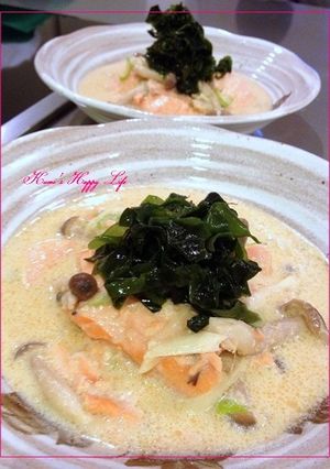サーモンときのこの豆乳味噌仕立て-レシピのメイン写真