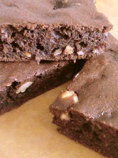 ナッツとバナナのしっとりブラウニー-レシピのメイン写真