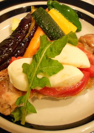 チキンソテーwithトマト＆チーズ-レシピのメイン写真