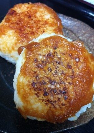 醤油麹バターDE焼きおにぎり-レシピのメイン写真