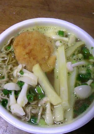 具だくさんカップ麺-レシピのメイン写真