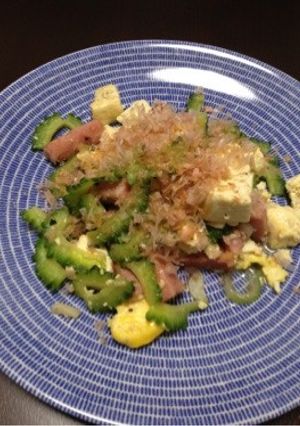 苦いの苦手でも食べやすいゴーヤチャンプル-レシピのメイン写真