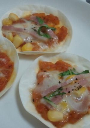 餃子の皮で一口トマトピザ☆-レシピのメイン写真