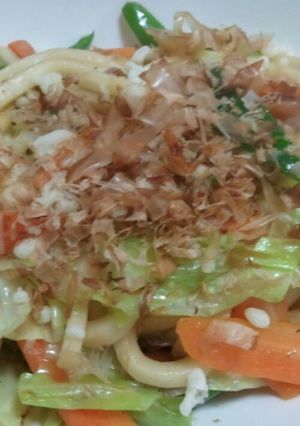 あっさりめんつゆ味付けの焼きうどん☆-レシピのメイン写真