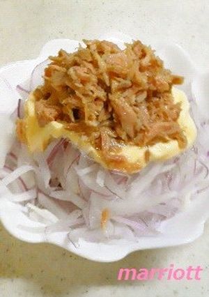 赤玉ねぎとシーチキンのサラダ-レシピのメイン写真