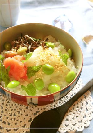 おろしたっぷり♡梅たらこ塩昆布の丼-レシピのメイン写真