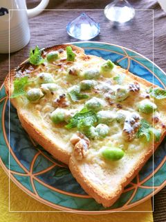 枝豆・胡桃の梅大葉ミルキートースト-レシピのメイン写真