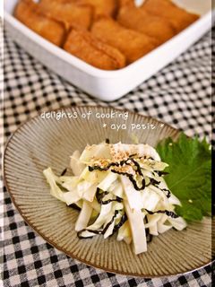 ☆ かまぼことキャベツの塩昆布和え ☆-レシピのメイン写真