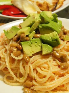 納豆&アボカドのせたらこパスタ-レシピのメイン写真