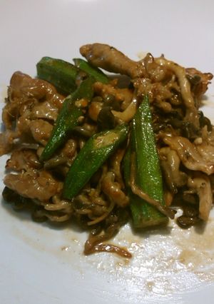 オクラと豚肉の炒め物（ゆず七味）-レシピのメイン写真