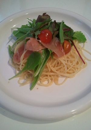 桃と生ハムのパスタ-レシピのメイン写真