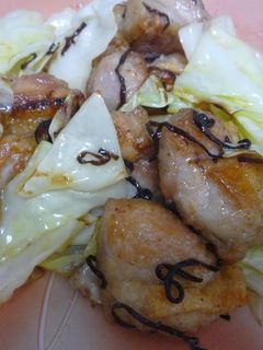 鶏ももとキャベツの塩コンブバター炒め-レシピのメイン写真