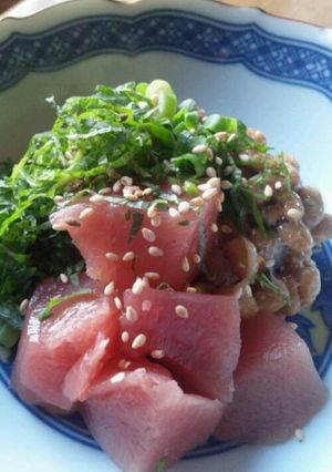 居酒屋メニュー☆まぐろ納豆 酒の共や丼に-レシピのメイン写真