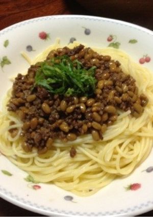 簡単！納豆と挽肉のパスタ-レシピのメイン写真