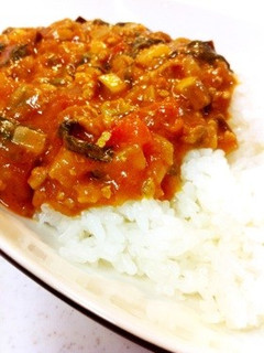 トマトでサッパリ☆簡単ひき肉夏野菜カレー-レシピのメイン写真