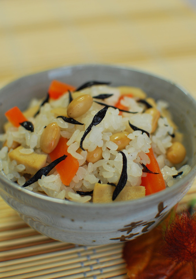 大豆とひじきの混ぜご飯-レシピのメイン写真