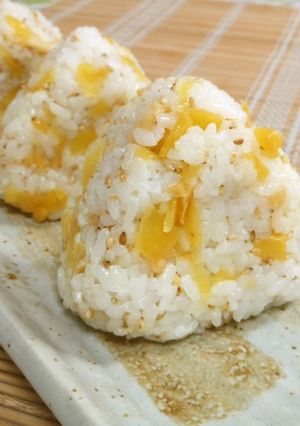 ごまマヨ沢庵おにぎり-レシピのメイン写真