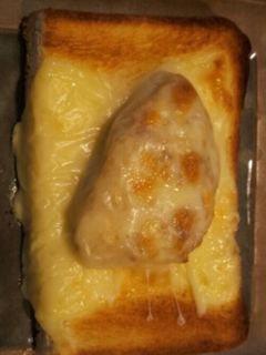 コロッケチーズトースト。-レシピのメイン写真