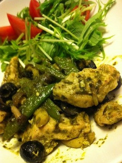 簡単本格イタリアン!鶏胸肉のバジル炒め!-レシピのメイン写真