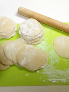☆もちもち☆餃子の皮-レシピのメイン写真