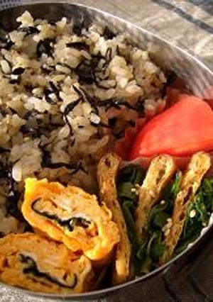 お弁当☆ひじき煮入りチャーハン。-レシピのメイン写真