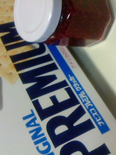 *ジャムのせクラッカー*-レシピのメイン写真