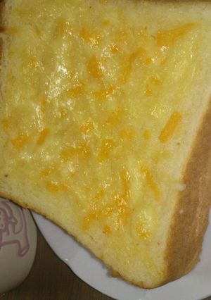 しあわせの味♪メープルチーズトースト。-レシピのメイン写真