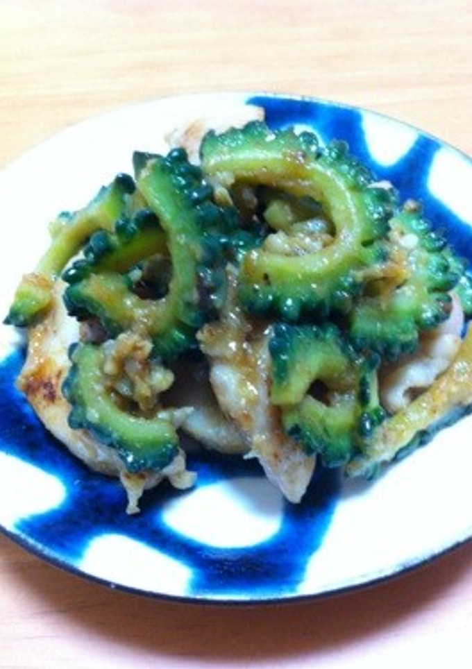 隠し味はお酢！ゴーヤと鶏肉の旨味噌炒め-レシピのメイン写真
