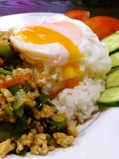 ガパオ(タイ風 鶏ひき肉炒めご飯)-レシピのメイン写真