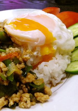 ガパオ（タイ風　鶏ひき肉炒めご飯）-レシピのメイン写真