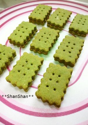 サンドクッキー（大麦若葉）-レシピのメイン写真
