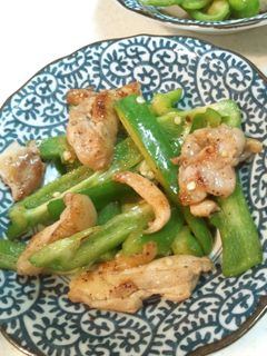 シンプルが美味しい!鶏肉ピーマン炒め-レシピのメイン写真
