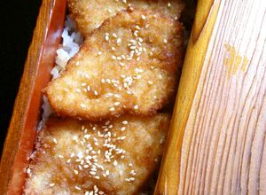 鶏胸の極薄かつ重♪衣は片栗粉＋パン粉使用-レシピのメイン写真