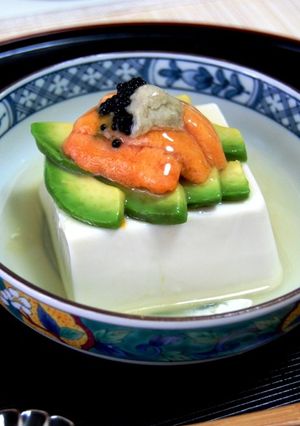 ウニとアボガドのレンジ蒸し豆腐-レシピのメイン写真