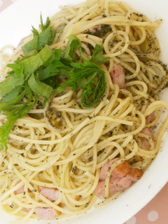 夜食グルメ★昆布茶と黒ごまの和風パスタ-レシピのメイン写真