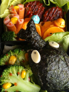 夏のキャラ弁に★カブトムシおにぎり-レシピのメイン写真