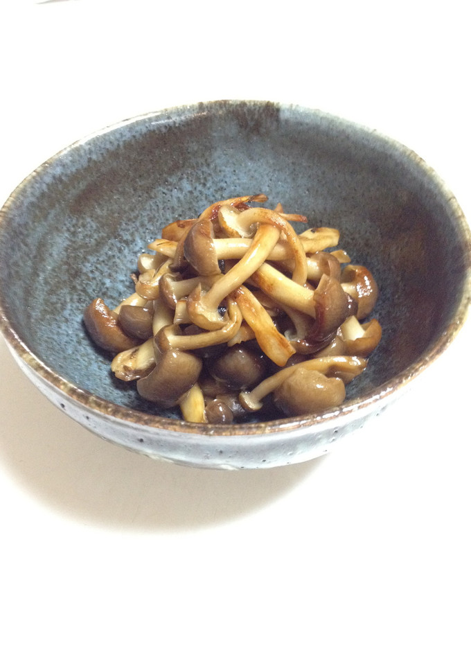 しめじの胡麻油炒め-レシピのメイン写真