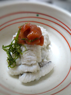 夏の味覚☆鱧の湯引き☆梅肉風味-レシピのメイン写真
