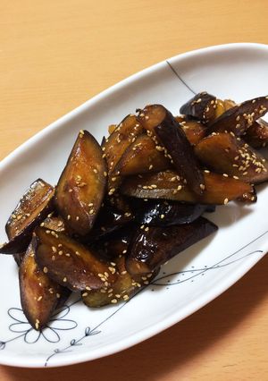 甘めな味付け☆ナスのごま油炒め-レシピのメイン写真
