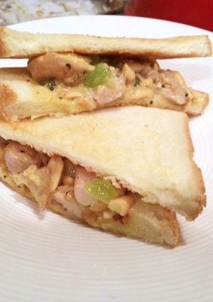ぶどうとチキンのブランチサンド-レシピのメイン写真