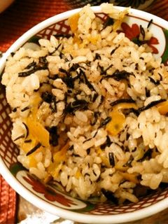 混ぜるだけ★簡単ひじきの炊き込みご飯-レシピのメイン写真