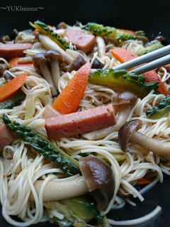 ゴーヤとスパムでそーめんちゃんぷる-レシピのメイン写真