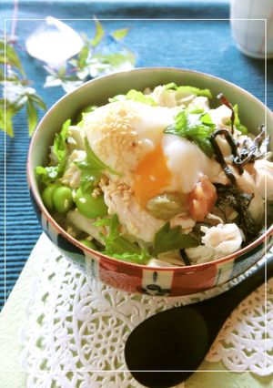 ささみと温泉卵の梅わさび塩昆布丼-レシピのメイン写真