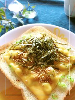 梅わさび・葱・胡麻・チーズのトースト-レシピのメイン写真
