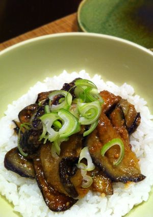油なすのゴマ和えどんぶり-レシピのメイン写真